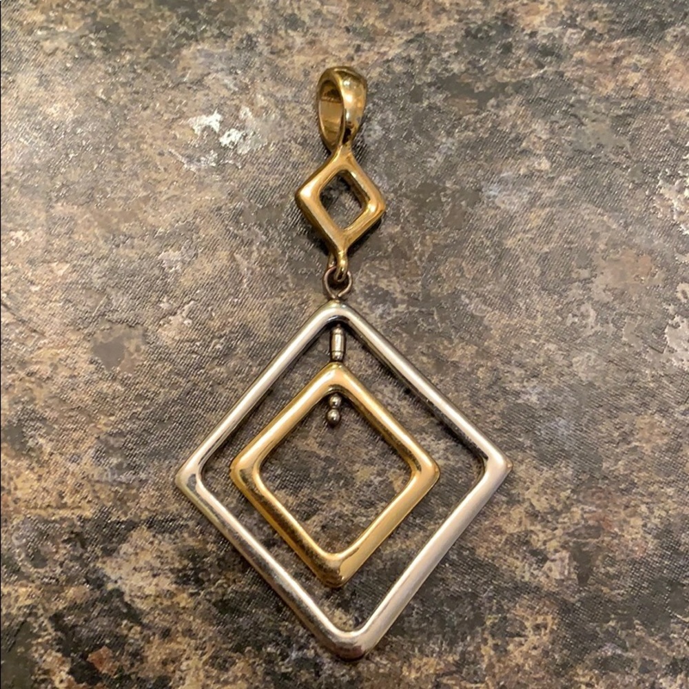 Lia Sophia pendant